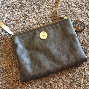 🛍SOLD🛍Authentic MK purse